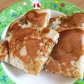 kurosuke29's cooksnap of when they made 材料２つ！もちもち♪ぶどうパンケーキ.