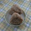 ラリー＆サラ's cooksnap of when they made 美肌効果あり!?☆すりごまおにぎり.