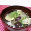 赤い電話's cooksnap of when they made ゴマ油でおいしい玉ねぎとなすのお味噌汁.