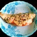 memepiko's cooksnap of when they made 朝食にも簡単＊鮭のチーズ焼き＊.