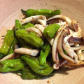 カラフルパレット's cooksnap of when they made 簡単☆美味★味付けイカとししとうの炒め物.