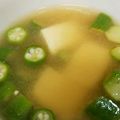 ｊジェイ子's cooksnap of when they made オクラと豆腐の味噌汁.