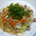 reiyan1956's cooksnap of when they made 大葉ときのこたっぷり★塩焼きそば.