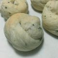 takarenm's cooksnap of when they made 食べきり！バターなし！バジルパン。.