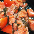 サクラ21's cooksnap of when they made もずくとサーモンとトマトの酢の物.