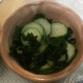 ◇Yurico◇'s cooksnap of when they made 簡単!!わかめときゅうりの酢の物.