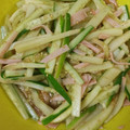 hironたん's cooksnap of when they made きゅうり大量消費に！！簡単棒棒鶏風サラダ.