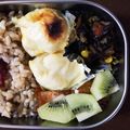 ちんいえ's cooksnap of when they made 【お弁当】ゆで卵のカレーチーズマヨ.
