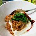 麻's cooksnap of when they made ♪酒の肴に～納豆の白和えラー油がけ～♪.