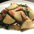デークス's cooksnap of when they made コールラビとベーコンのコンソメ風味☆.