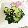 ＊ホワイトさん＊'s cooksnap of when they made 簡単☆きゅうりとわかめの和え物.