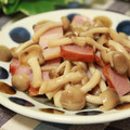 ぽっぽぺぺ's cooksnap of when they made ベーコンときのこの柚子胡椒ポン酢炒め♪.