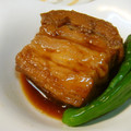 yasutonton's cooksnap of when they made 豚の角煮＊仄かに香る梅酒仕立て.