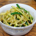よちりん's cooksnap of when they made 簡単♡きゅうりともやしのピリ辛中華和え.