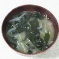 サーフブレイド's cooksnap of when they made わかめと玉ねぎの味噌汁.