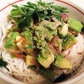 とまとま１０'s cooksnap of when they made アボカドなめ茸和え素麺.