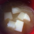 はらぺこウサギのママ's cooksnap of when they made 玉ねぎとじゃがいものお味噌汁.
