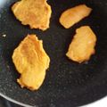 まりも274's cooksnap of when they made 離乳食中期♡手づかみバナナ人参パンケーキ.
