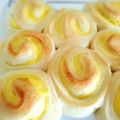 賢くんママ's cooksnap of when they made 簡単手作りパン☆梨レーズン＆クリーム♪.