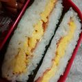 ☆meloぽん☆'s cooksnap of when they made スクランブルエッグとハムのおにぎらず.