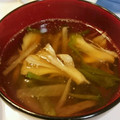 sakusakumi's cooksnap of when they made 簡単！舞茸 ピーマン 大根の中華スープ♪.