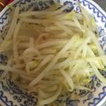 マルルル's cooksnap of when they made レンジで簡単♪洗い物なし♪ラップでもやし.
