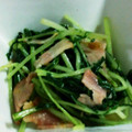 しなちゃん83's cooksnap of when they made 水菜とベーコンのささっと炒め.