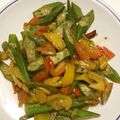 sakutakuhitoshu's cooksnap of when they made 塩レモンで☆オクラとソーセージのソテー.