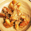 レオマン's cooksnap of when they made 簡単おつまみ 鶏皮の甘辛ゴマまぶし.