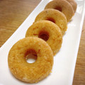 なってぃ's cooksnap of when they made 卵、油不使用。生おからの焼ドーナツ.