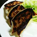 ユーロン's cooksnap of when they made うちの定番♪焼き餃子.