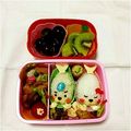 りおん、えれんママ's cooksnap of when they made ＊キャラ弁＊　おにぎりで簡単アザラシ君★.