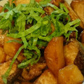 豆まめにゃんこ's cooksnap of when they made 鰹とじゃがいもの煮っころがし.