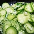 桃さる's cooksnap of when they made キュウリとジャコの☆お手軽酢の物.