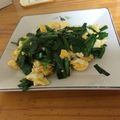 sakiin's cooksnap of when they made ☆簡単節約☆ふわふわニラたま☆.