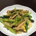 SASAMI's cooksnap of when they made 後一品に＊小松菜としめじのサッと炒め.
