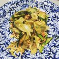 ちゃんゆー♪'s cooksnap of when they made レタスとカニカマの卵炒め.