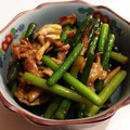 ムラサキおに's cooksnap of when they made 簡単 我が家の豚コマとニンニクの芽炒め.