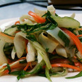 かずのにゃんこ's cooksnap of when they made セロリときゅうりとイカ燻製のサラダ.