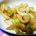 shikkachan's cooksnap of when they made せろりのめんつゆ漬け.