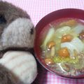 korakko's cooksnap of when they made なめことキャベツのスープ.