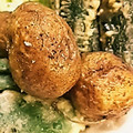 ユーロン's cooksnap of when they made 新ジャガの素揚げの胡麻油醤油絡め.