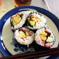 ごろうまるママ's cooksnap of when they made 手巻き寿司後の太巻き＊すのこ不要.