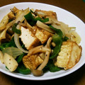 のりのりﾀﾝ's cooksnap of when they made お弁当に♪厚揚げとしめじとピーマン炒め♪.
