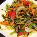shantiiiii's cooksnap of when they made ランチに♪モロヘイヤとトマトの塩焼きそば.