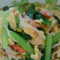 絹さや木綿's cooksnap of when they made 小松菜とカニかまとたまごの塩にんにく炒め.