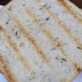 減塩パパ's cooksnap of when they made ローズマリーのパン.