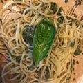 チャトラ２１'s cooksnap of when they made バジルの保存とジェノベーゼパスタ.