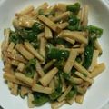 ビビとさっちん's cooksnap of when they made ｴﾘﾝｷﾞとﾋﾟｰﾏﾝの味噌ﾏﾖ炒め.