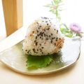 あっぷるカモミール's cooksnap of when they made ごま塩と桜海老のおにぎり.